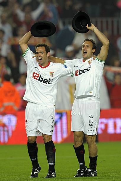 表现及其对 表现及其对