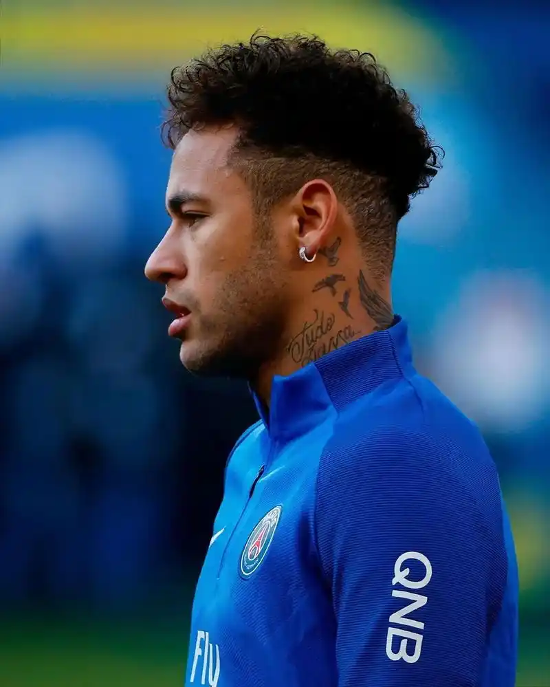 蟬聯冠軍的 蟬聯冠軍的